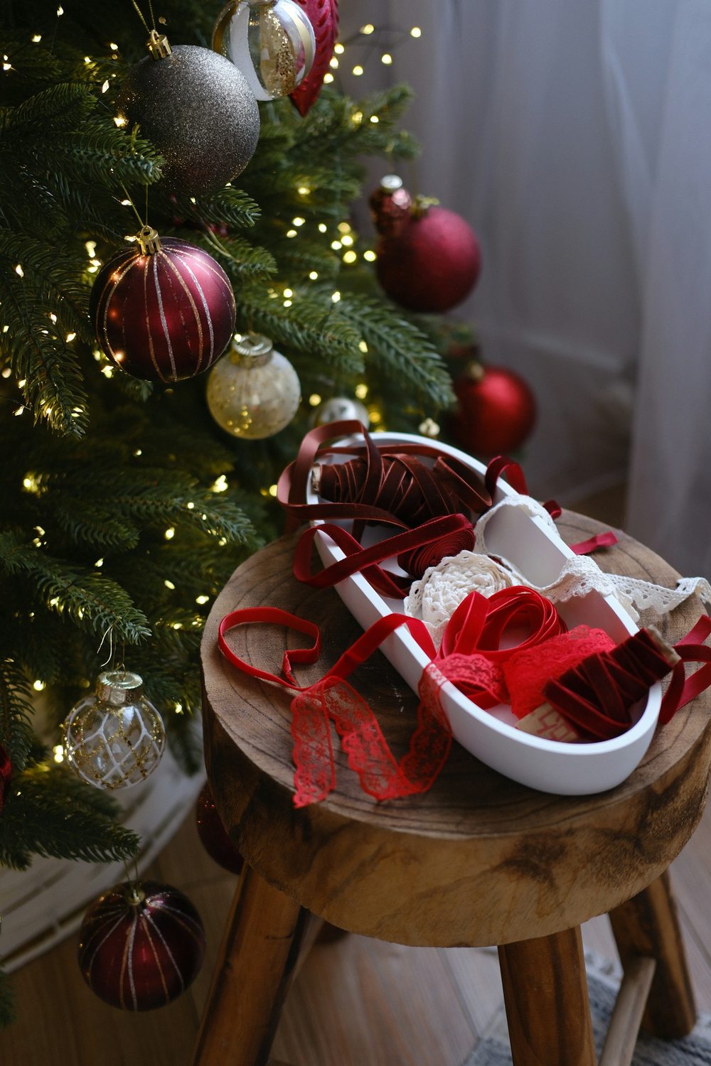 12 idées de décoration de Noël pas chère : une maison de fête pour environ 50 euros