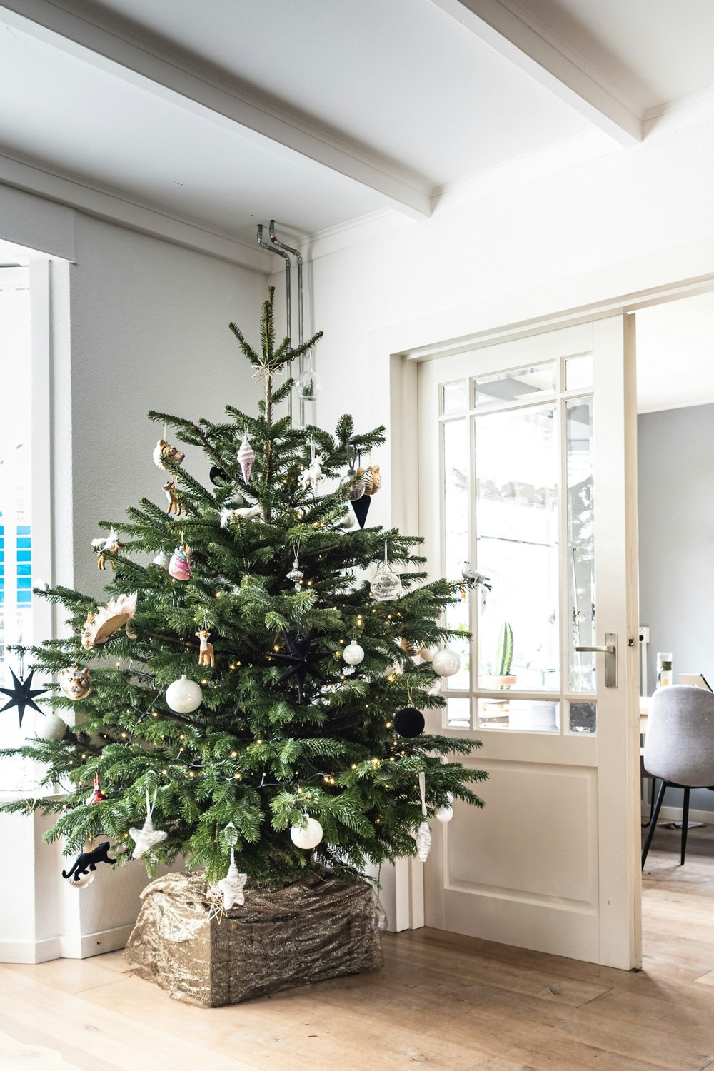 10 skandinavische Weihnachtsdeko-Ideen für ein kleines, ruhiges Zuhause