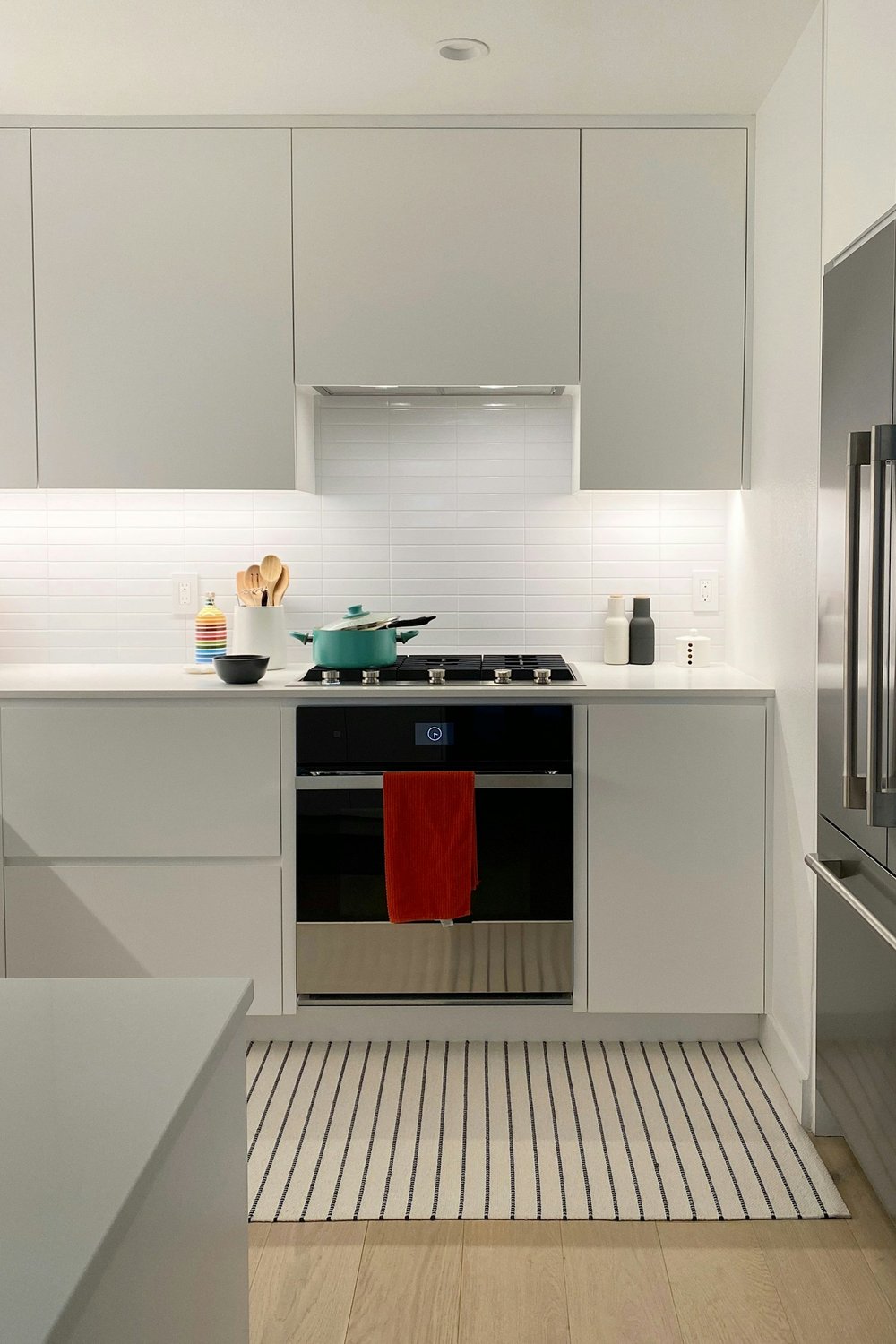 10 Small Kitchen Cabinet Ideas That Make the Room Work Harder